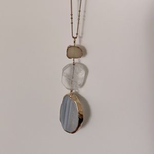 Gorgeous Pendant with Three Stones